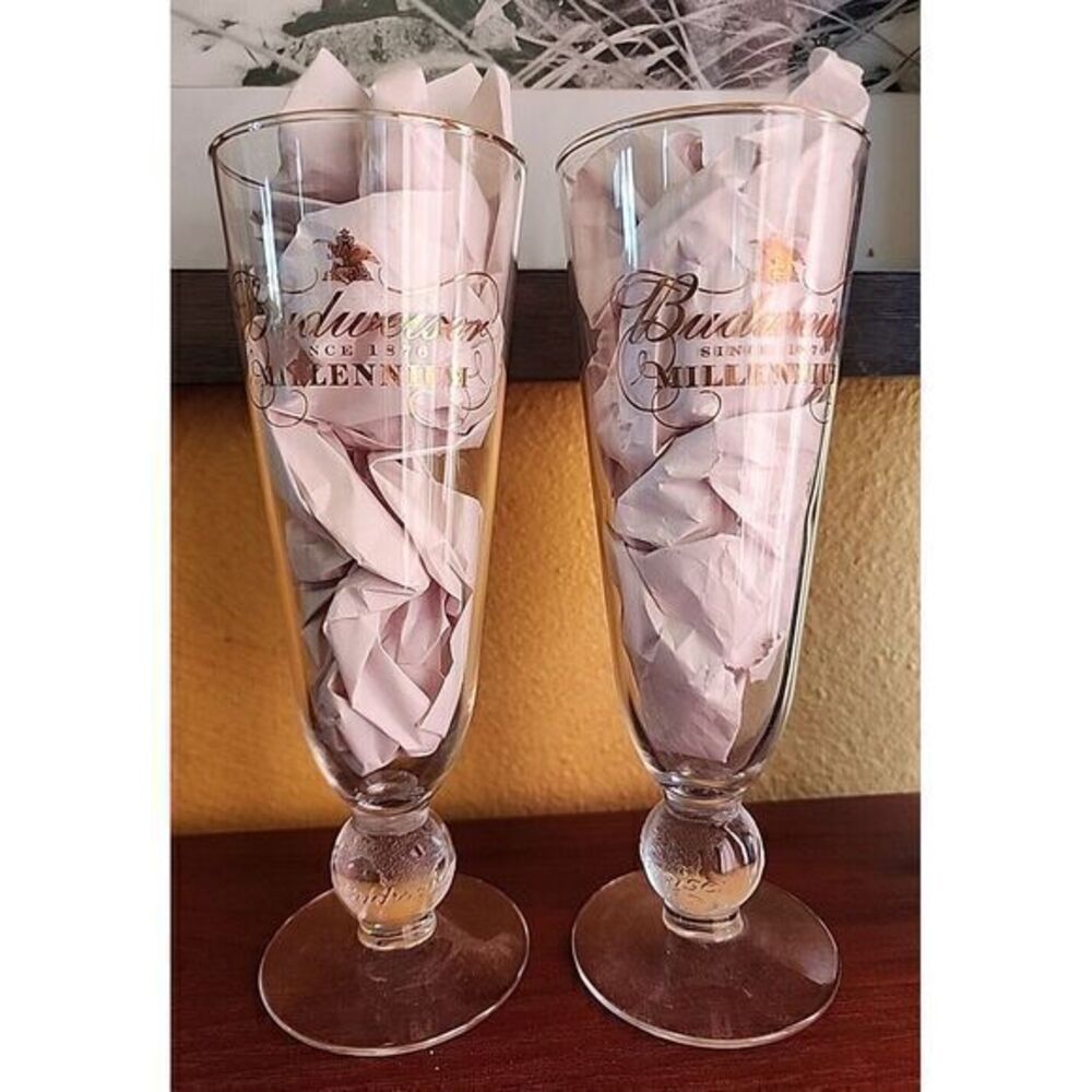 Vintage Budweiser Pilsner Glass Millennium Gold Rim Beer Glass set of 2‎